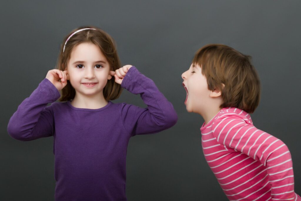 bambini gridano 1024x683